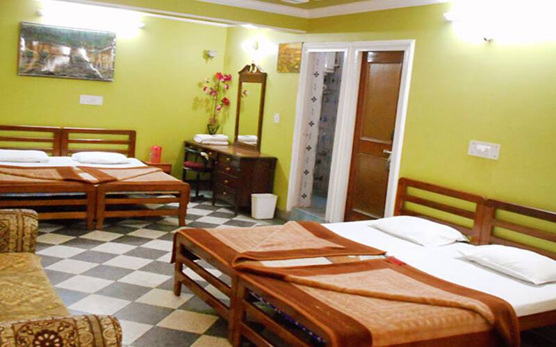 Hotel Kohinoor, Nainital 4